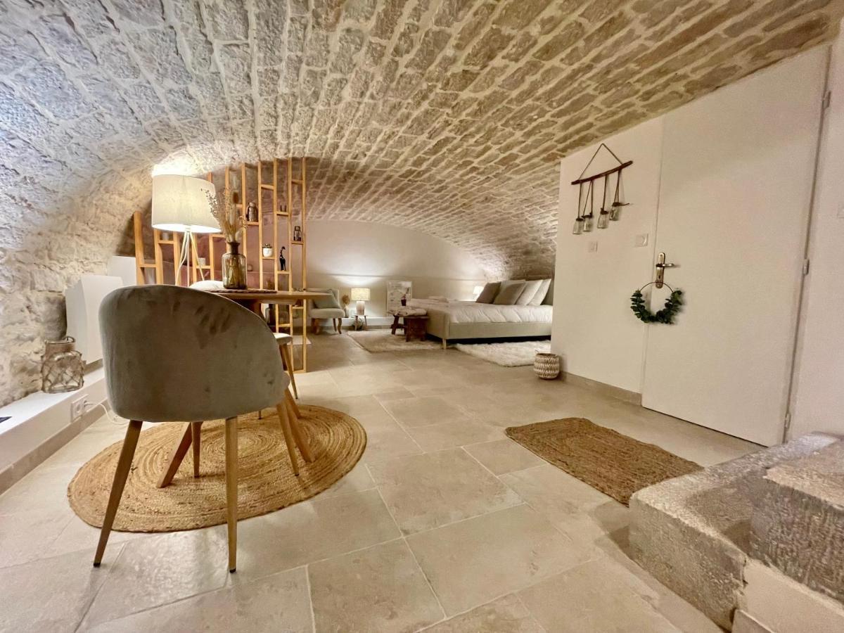 La Maison Pinot Noir Жевре-Шамбертен Номер фото